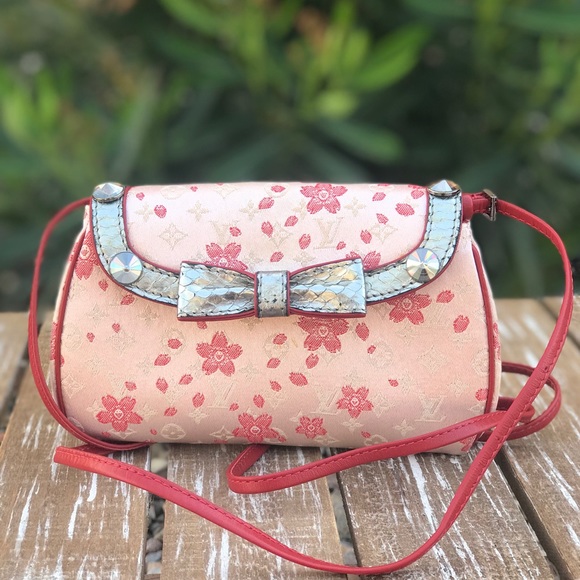 Louis Vuitton Handbags - LOUIS VUITTON GRIOTTE SHOULDER BAG CHERRY BLOSSOM